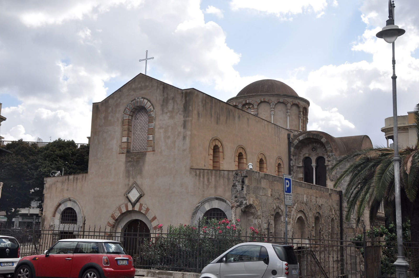 Messina (Photo license: CC BY 2.0)